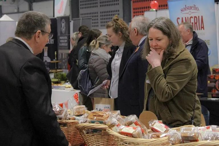 UK Retailers Turn to Local Sourcing Amid Import Pressures