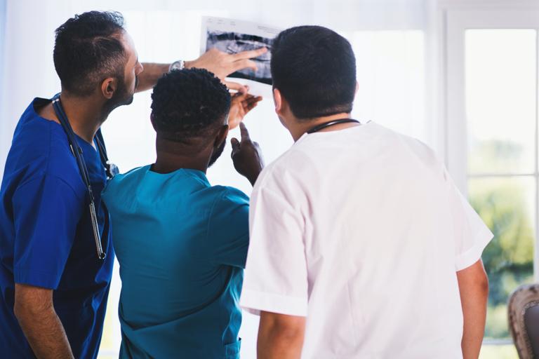 Oxford Startup Creates AI Assistant for NHS Clinics